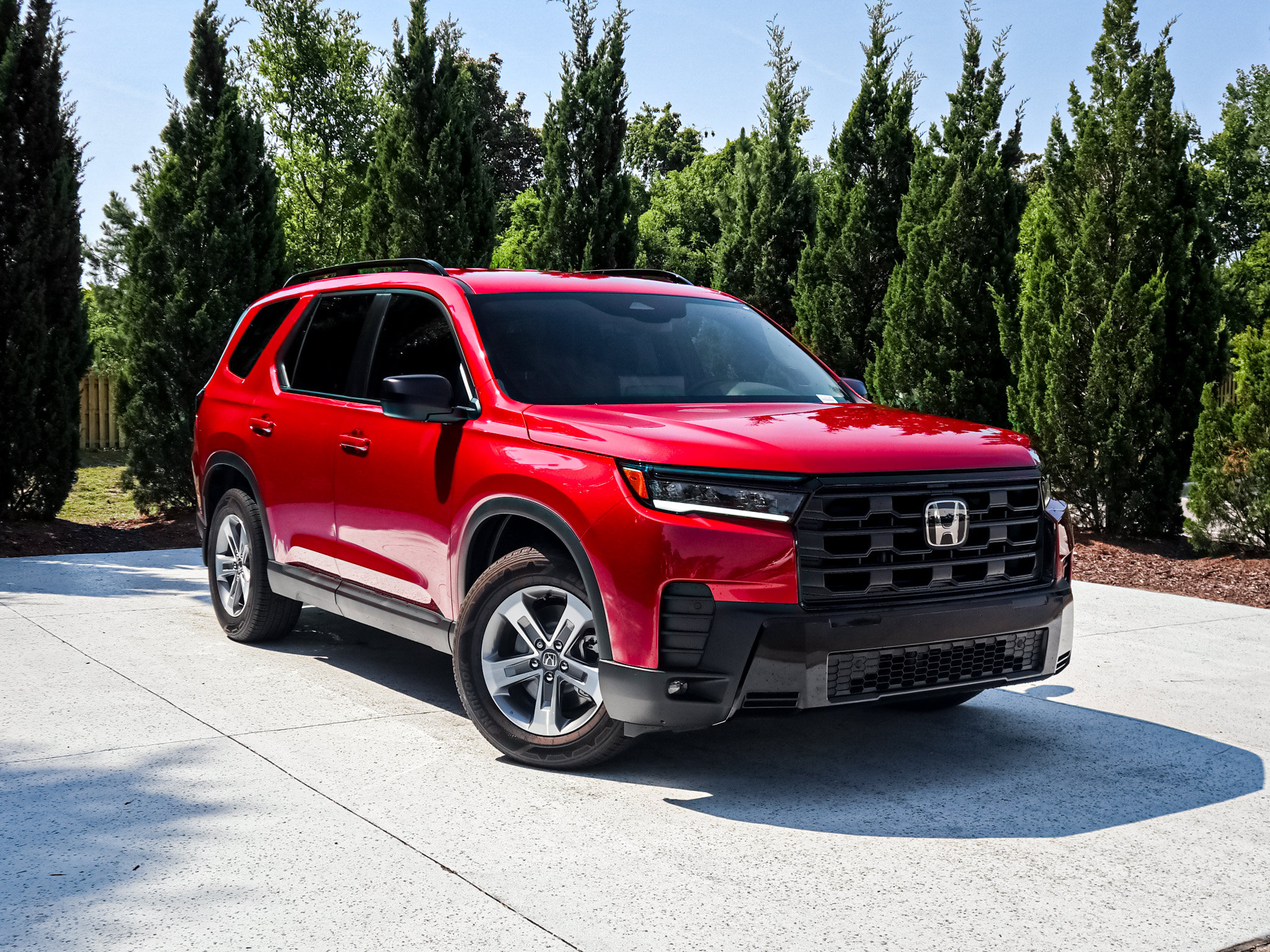 New 2026 Honda Pilot Sport image 2