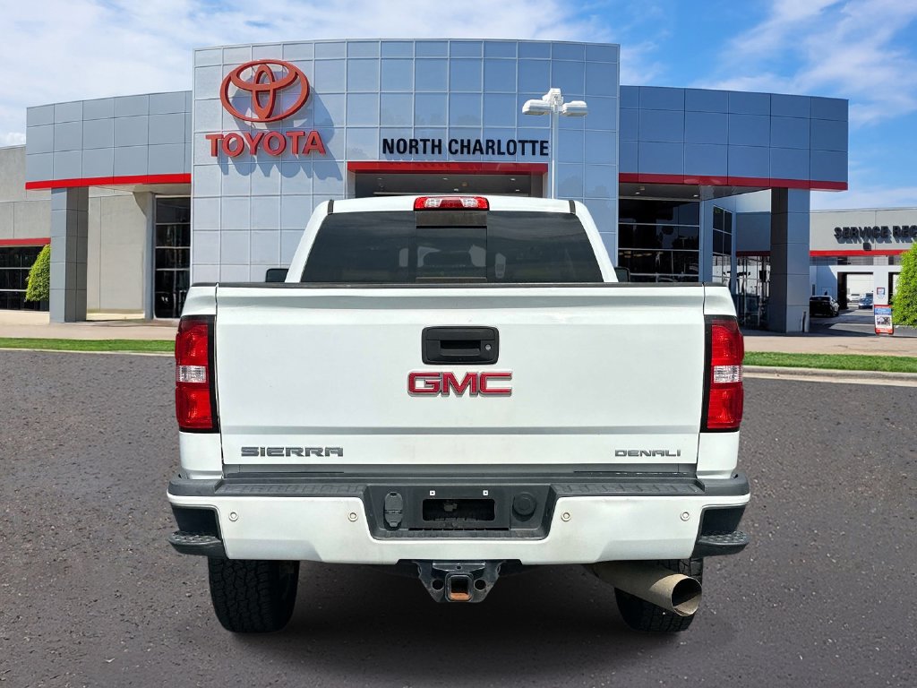 Used 2017 GMC Sierra 2500 Denali w/ Duramax Plus Package AWD/4WD image 6