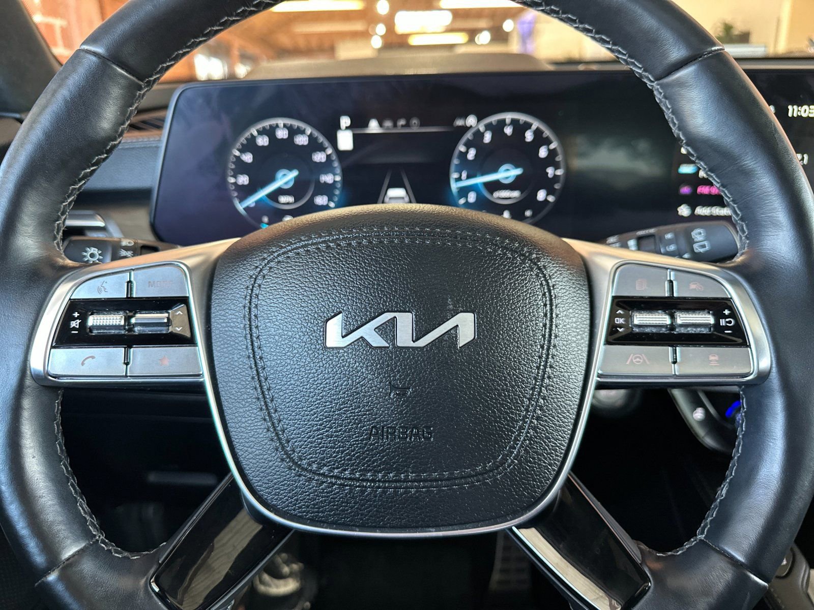 Certified 2023 Kia Telluride SX Prestige X-Line image 34