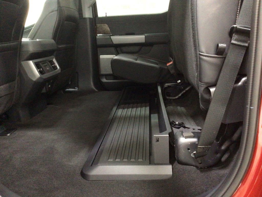 New 2025 Ford F250 Lariat w/ Lariat Ultimate Package image 27