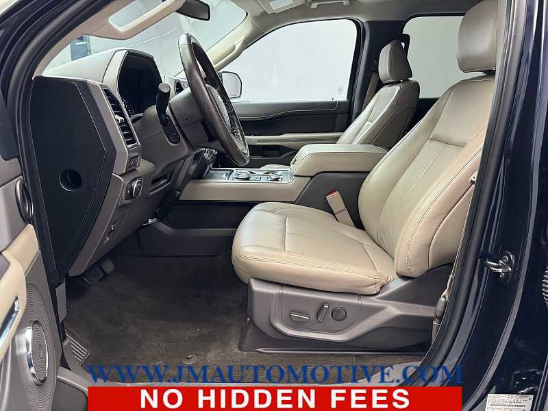 Used 2021 Ford Expedition XLT image 12
