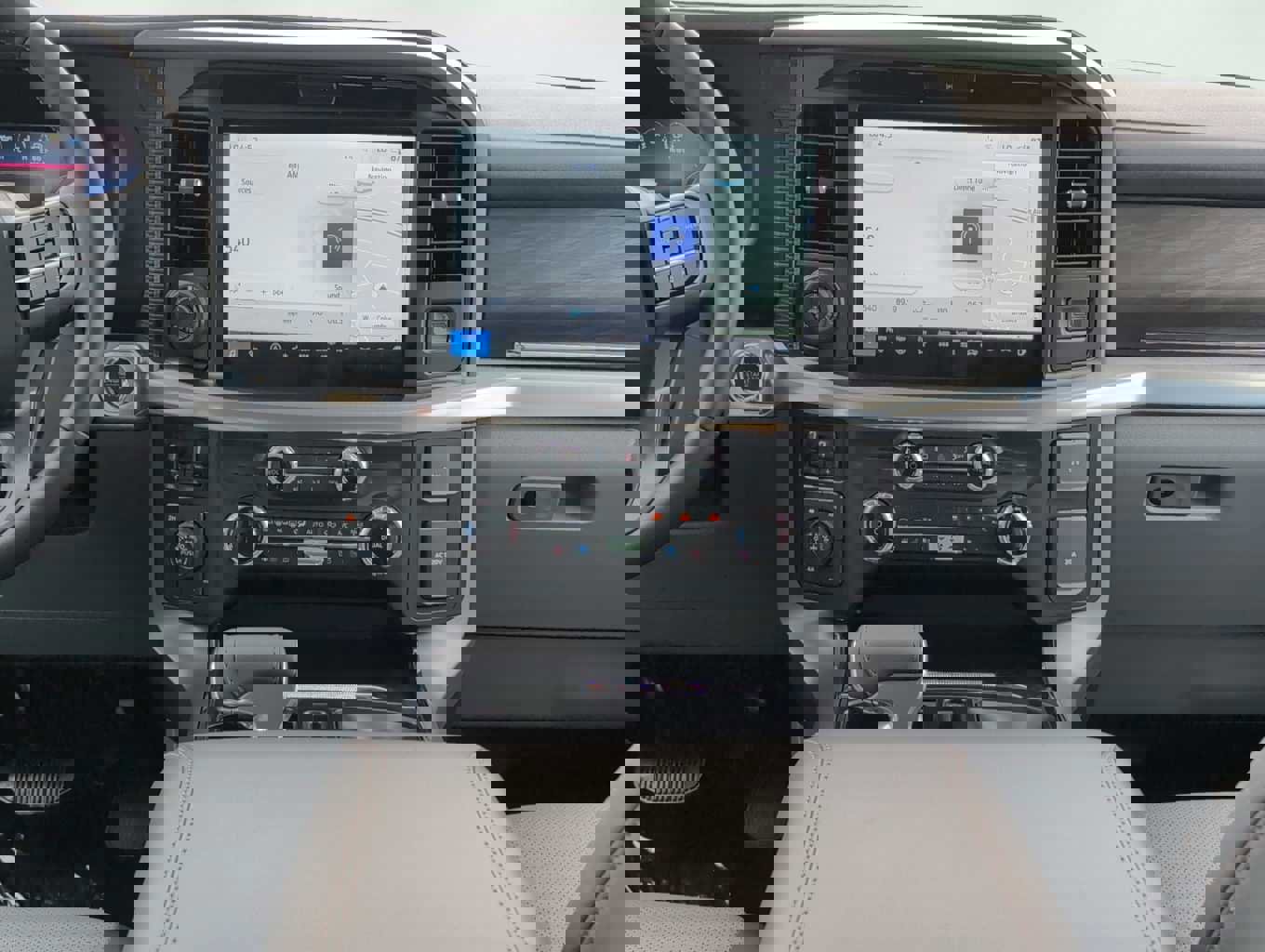 New 2025 Ford F150 Lariat w/ Equipment Group 502A High image 11