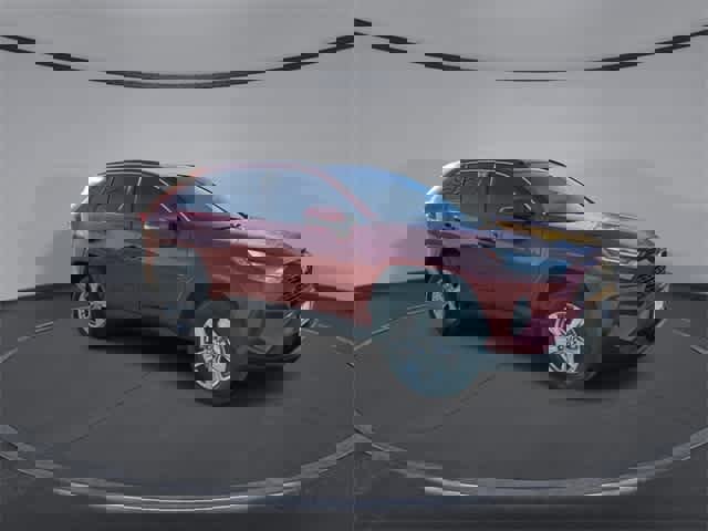 Used 2025 Toyota RAV4 XLE image 2