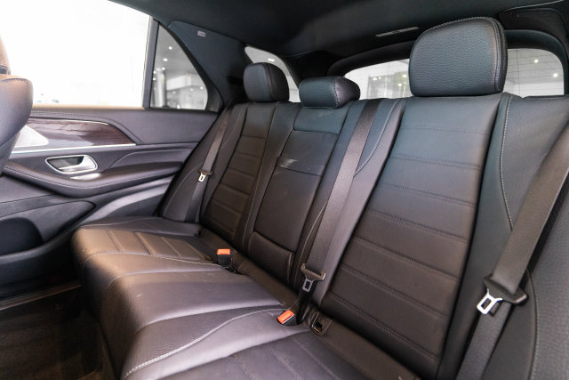 Certified 2021 Mercedes-Benz GLE 580 4MATIC image 31