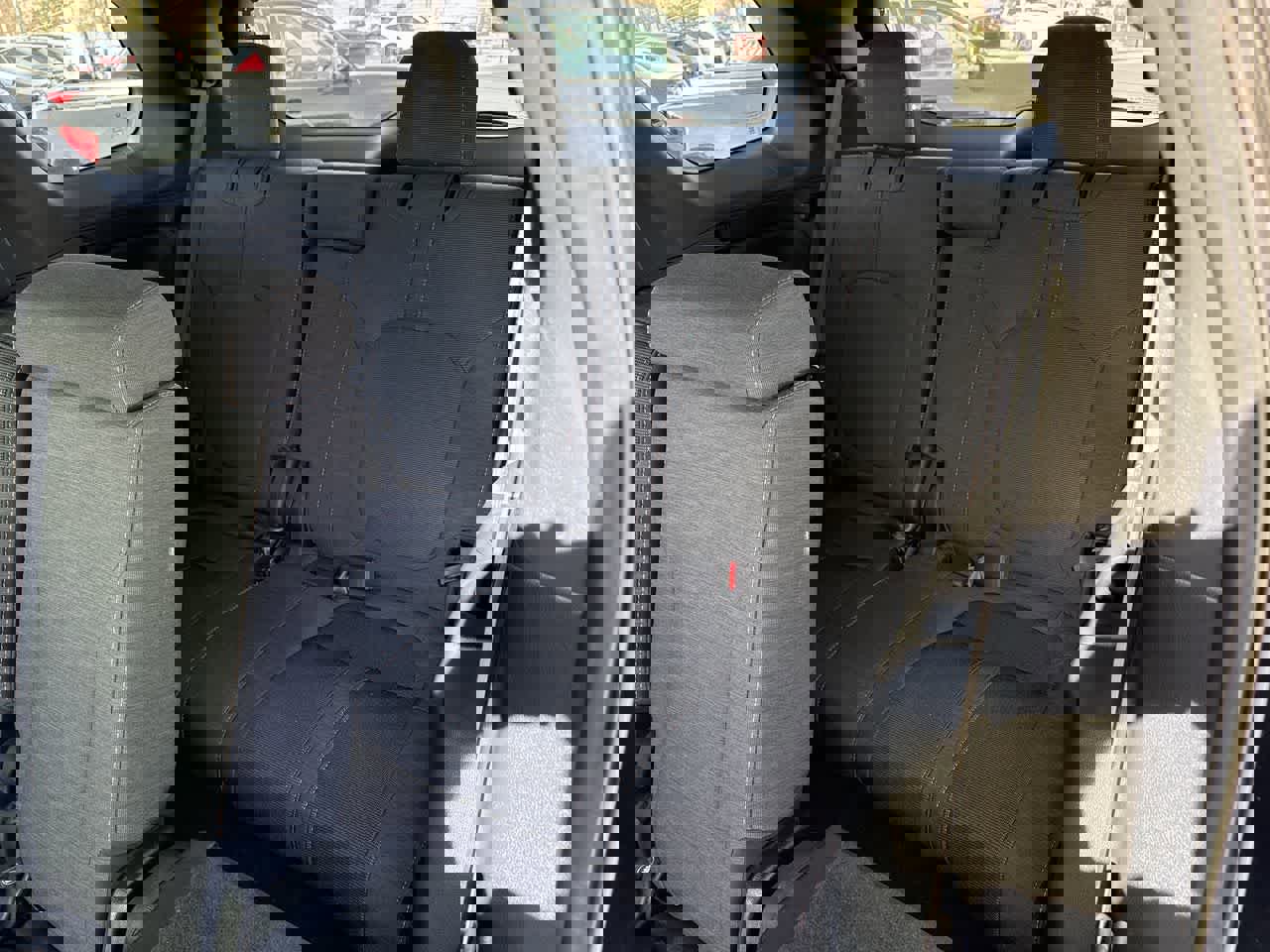 Used 2023 Honda Pilot Sport image 13