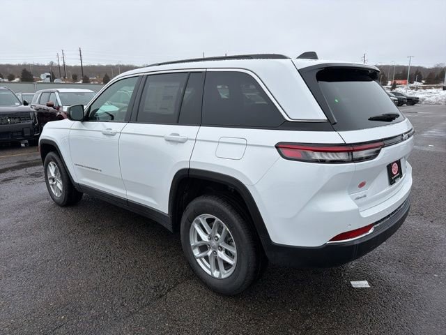 New 2026 Jeep Grand Cherokee Laredo X AWD/4WD image 5