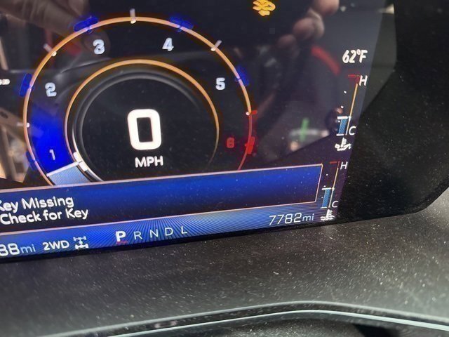 Used 2023 Chevrolet Colorado Z71 w/ Z71 Convenience Package 2 image 9