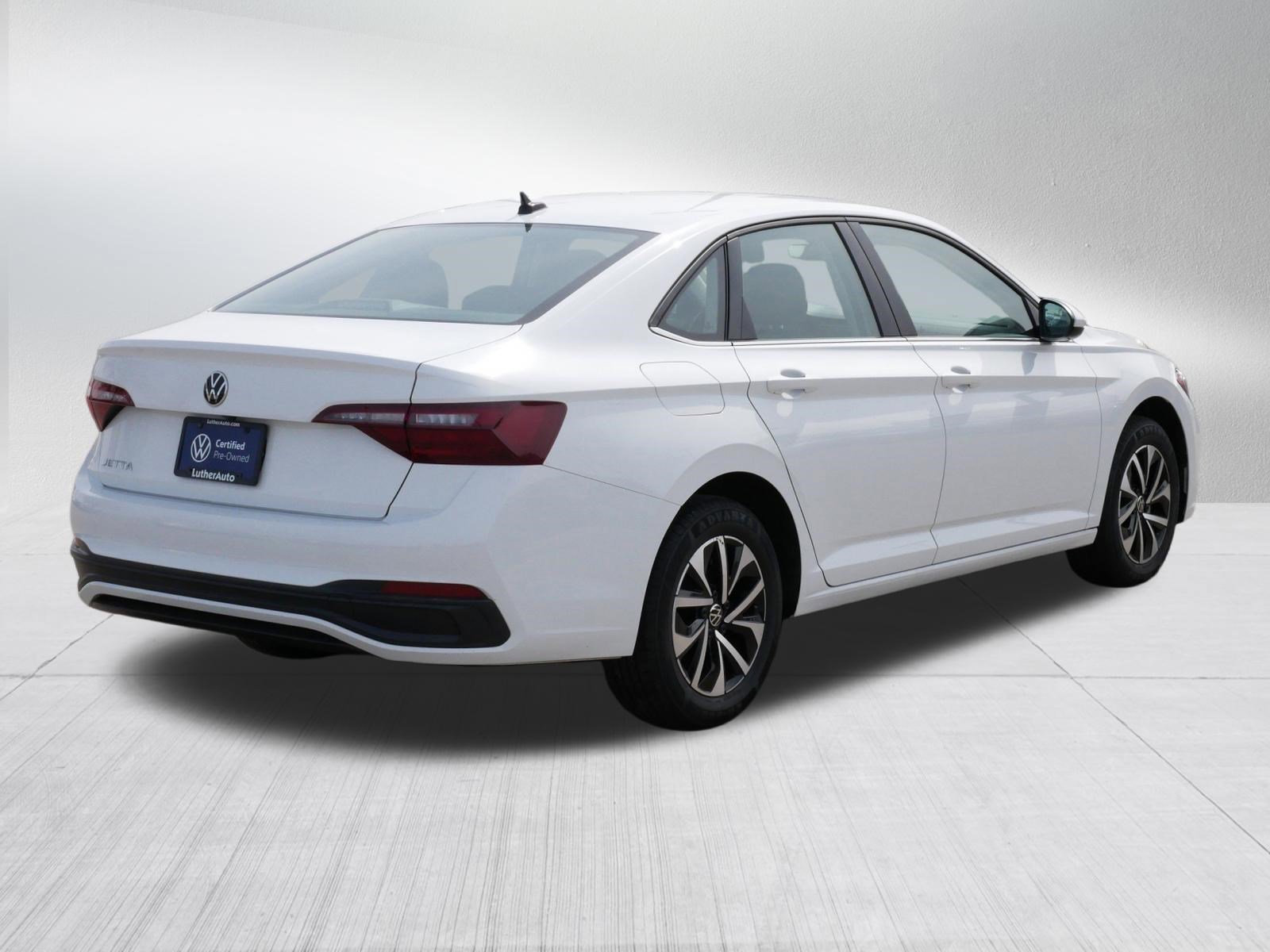 Certified 2024 Volkswagen Jetta S image 7
