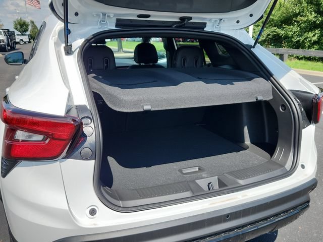 New 2026 Chevrolet Trax RS w/ Driver Confidence Package FWD image 18