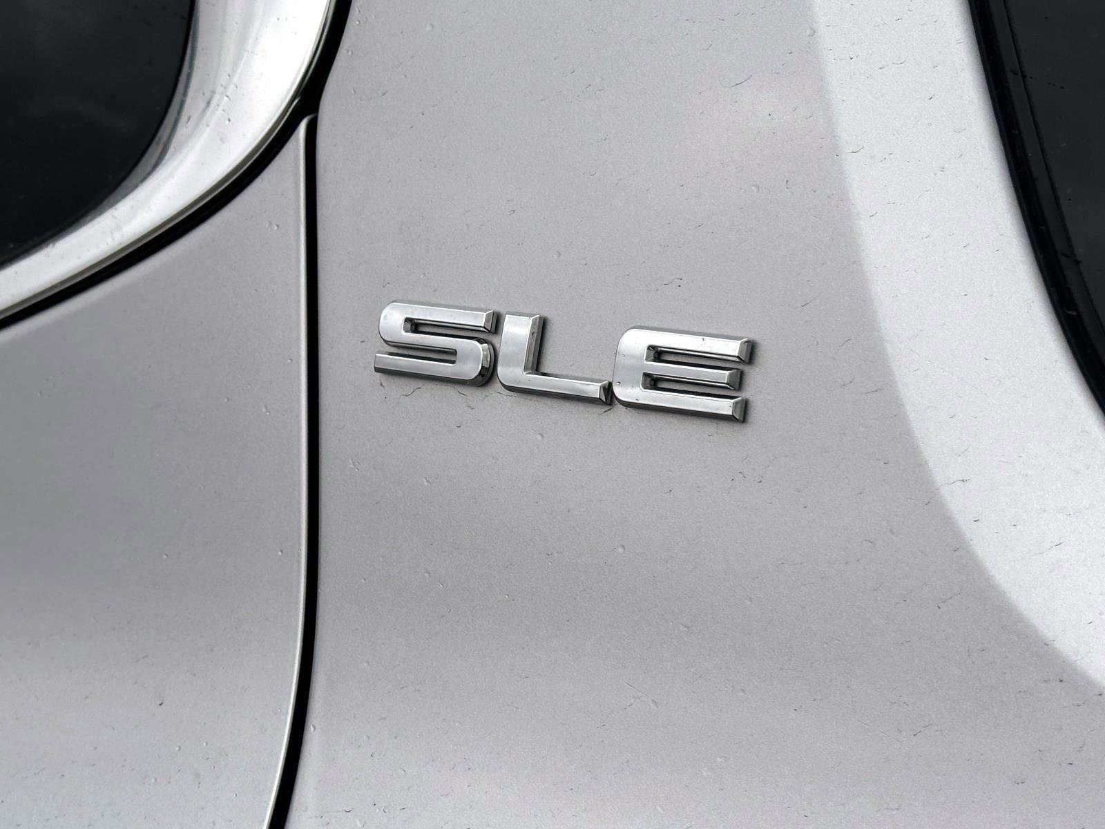 Used 2019 GMC Acadia SLE image 10