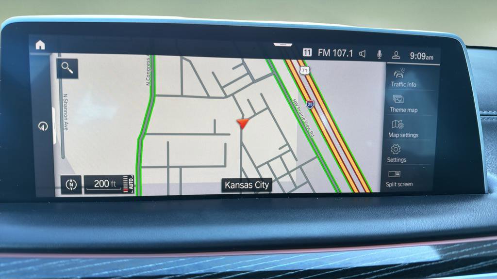 Used 2022 BMW 750i xDrive w/ Luxury Rear Seating Package image 12