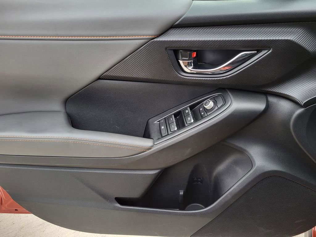 Certified 2024 Subaru Crosstrek 2.5i Limited w/ Crosstrek Mirror Package image 15