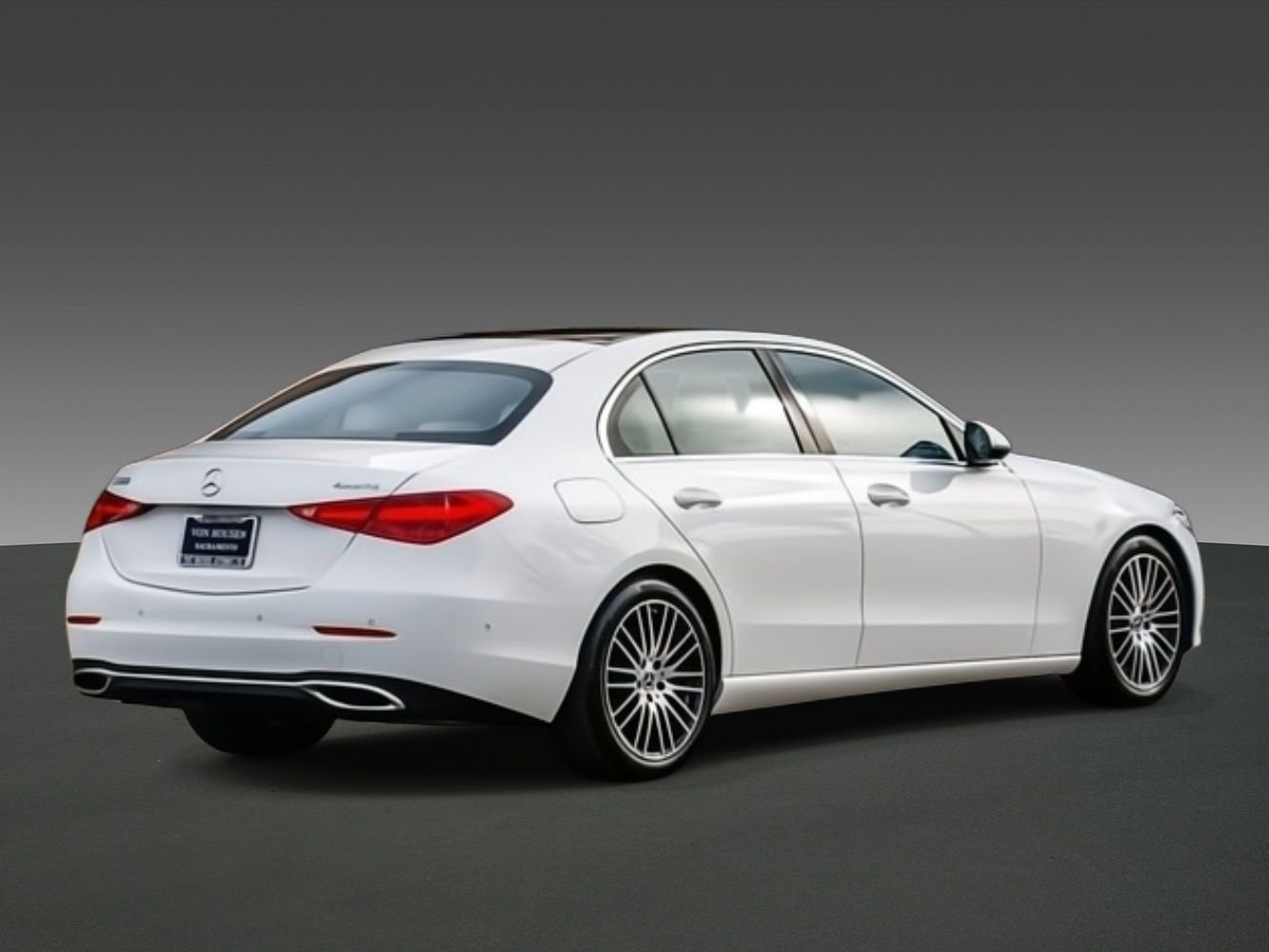 Used 2022 Mercedes-Benz C 300 4MATIC Sedan image 4