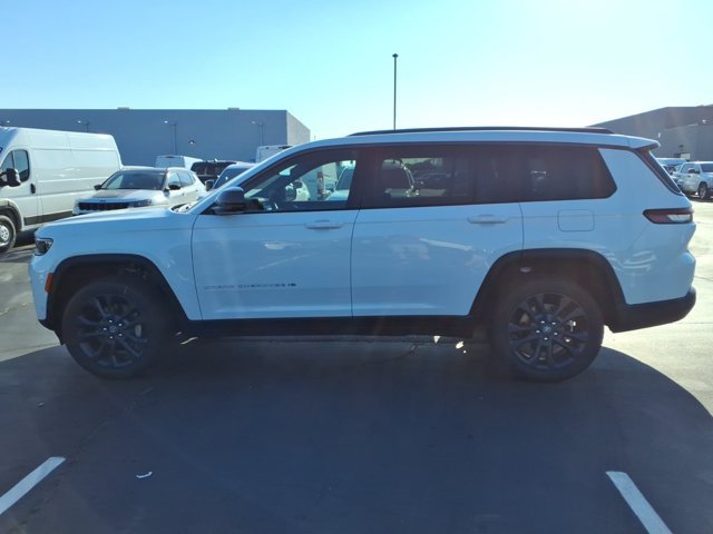 New 2026 Jeep Grand Cherokee L Limited AWD/4WD image 3