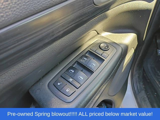 Used 2019 Jeep Grand Cherokee Altitude AWD/4WD image 8