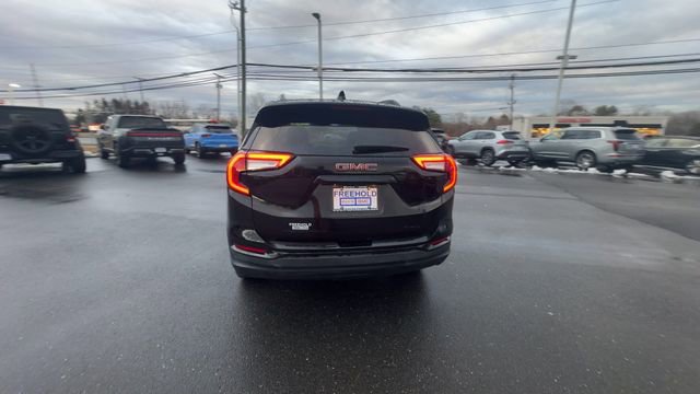 Used 2023 GMC Terrain SLE w/ Driver Convenience Package image 7