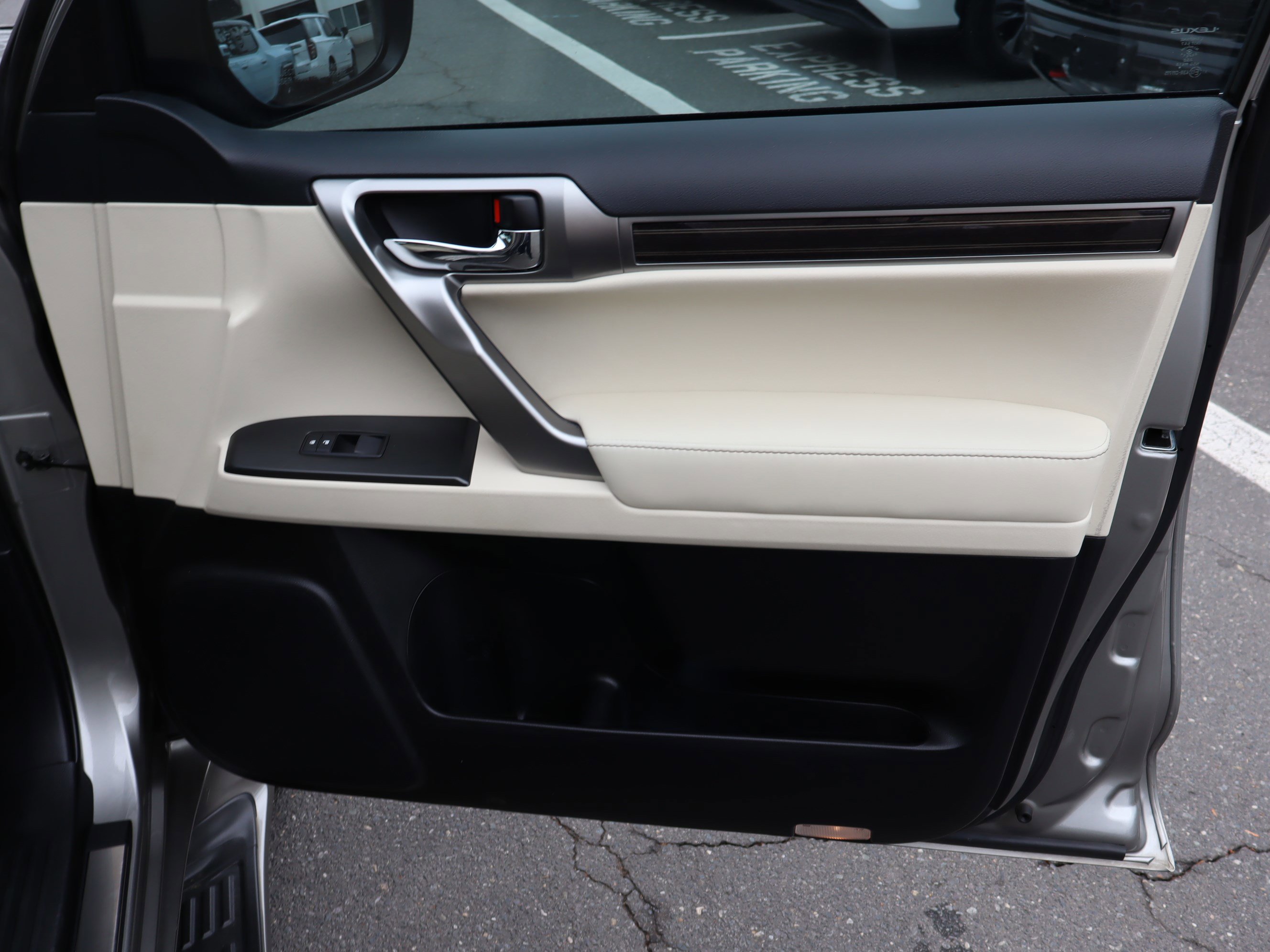 Used 2023 Lexus GX 460 Premium AWD/4WD image 39