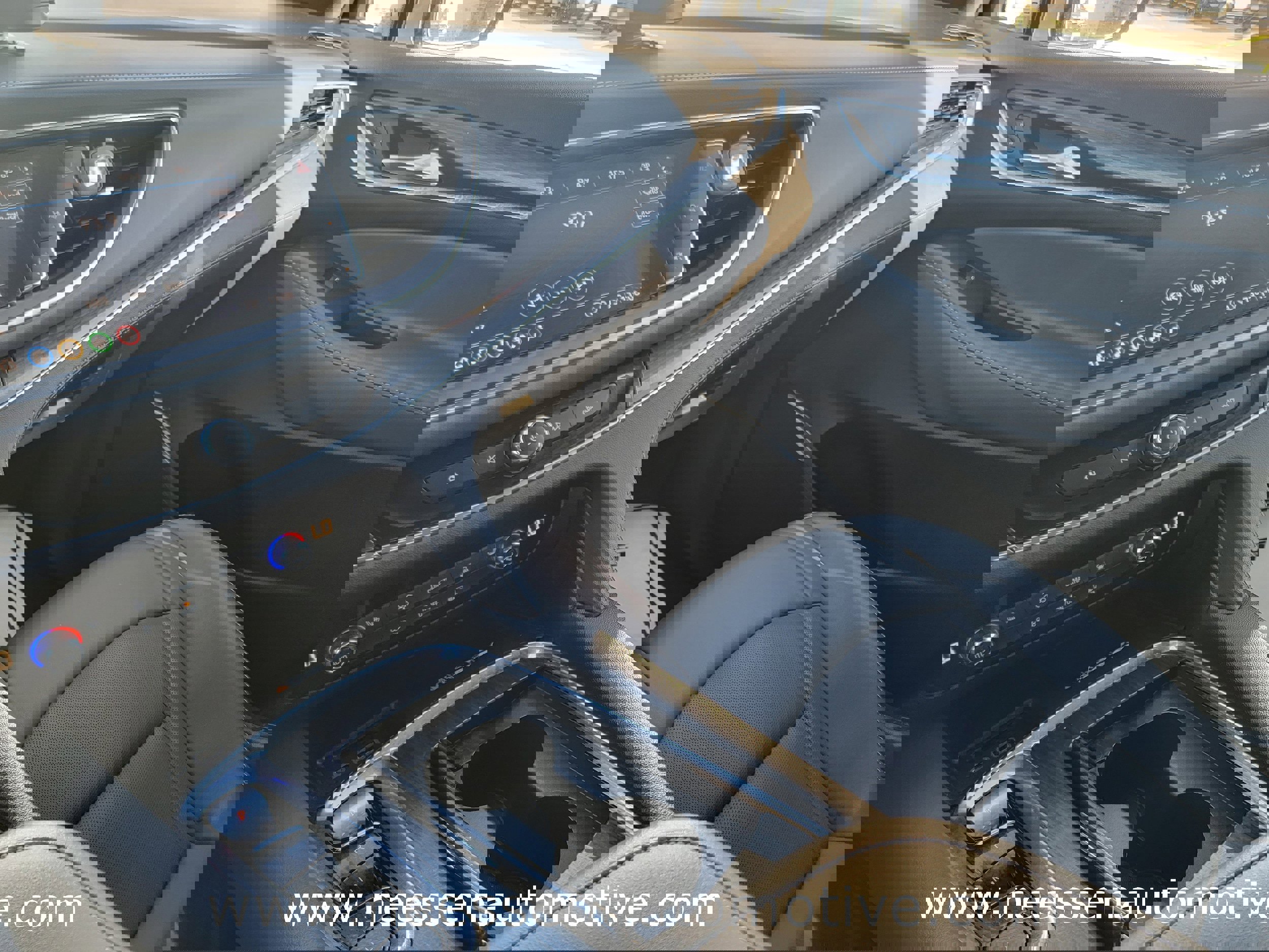 Used 2023 Buick Enclave Essence image 27