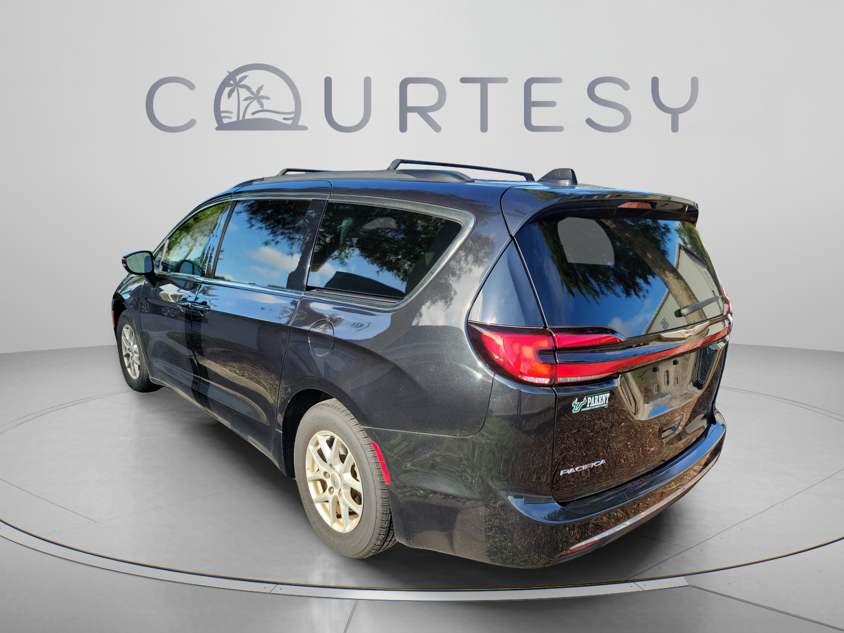 Used 2022 Chrysler Pacifica Touring-L FWD image 6