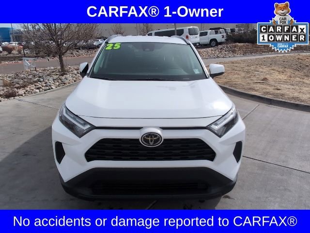 Used 2025 Toyota RAV4 XLE video 2