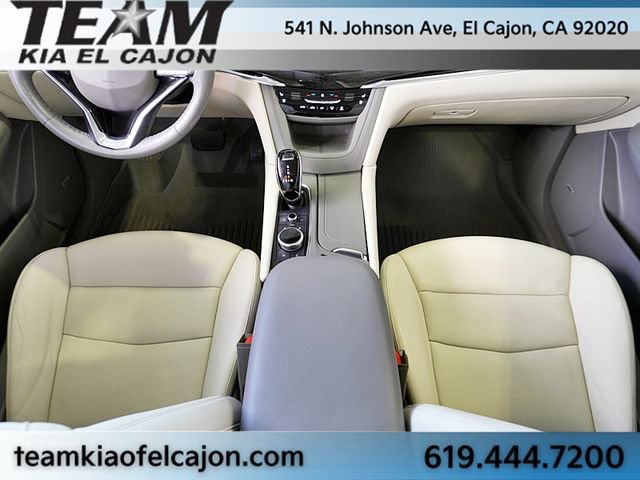 Used 2023 Cadillac XT6 Premium Luxury w/ Technology Package FWD image 22