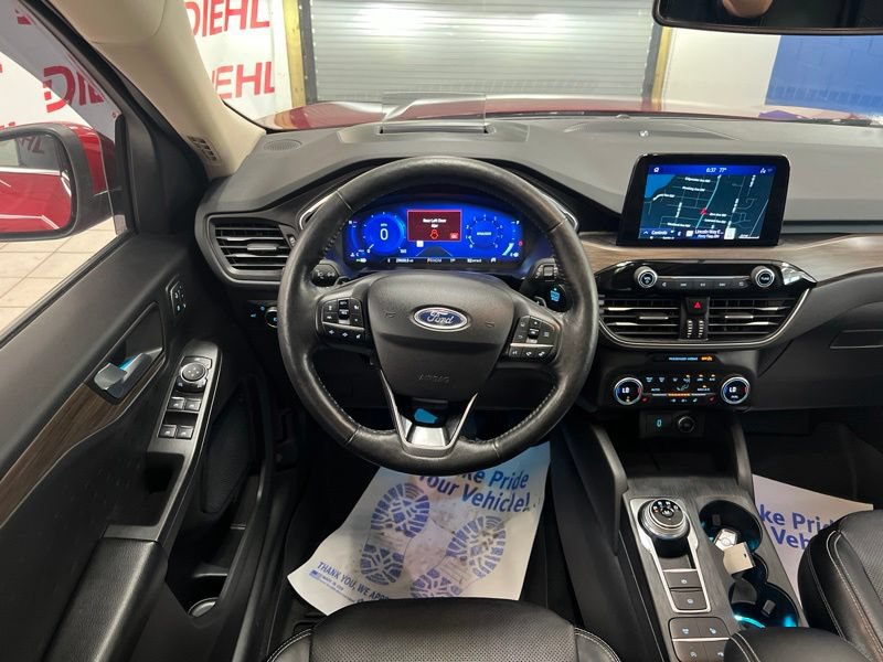 Used 2020 Ford Escape Titanium AWD/4WD image 34