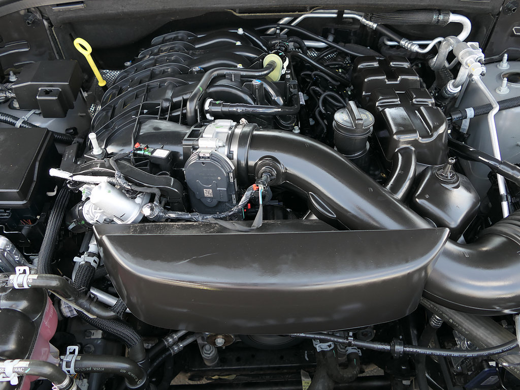 Used 2024 Dodge Durango GT RWD image 28