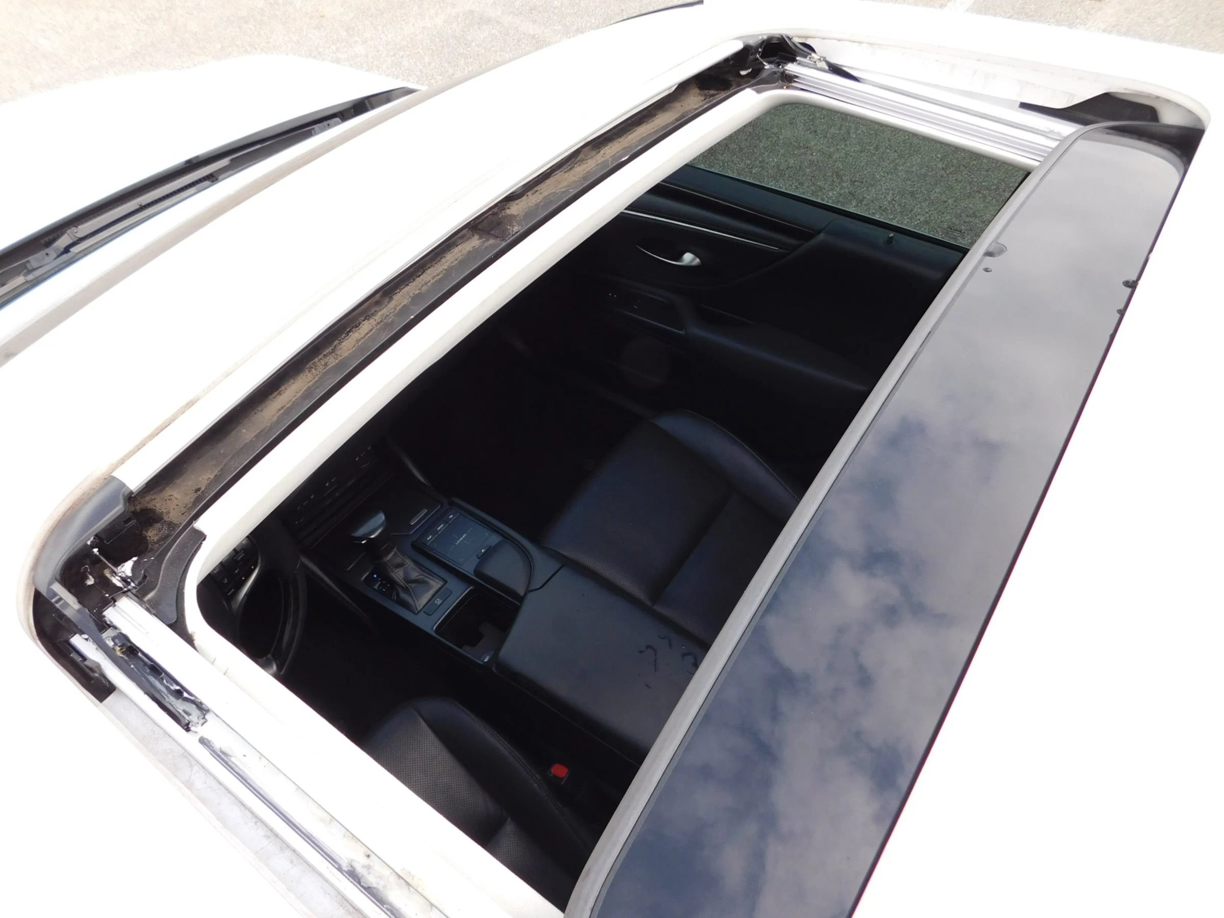 Used 2021 Lexus ES 350 w/ Premium Package FWD image 8