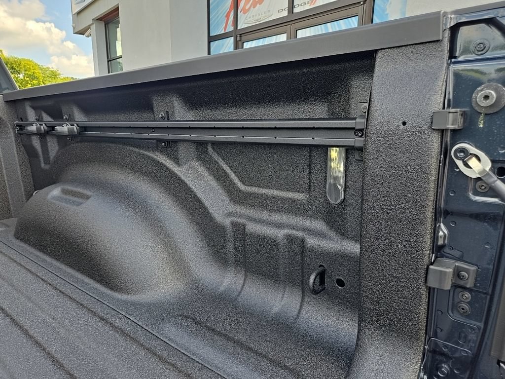New 2027 RAM 1500 Express AWD/4WD image 28