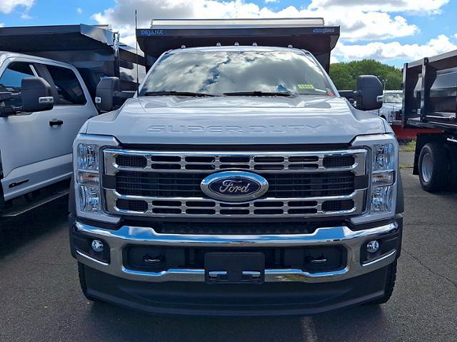 New 2026 Ford F550 4x4 Supercab Super Duty image 2