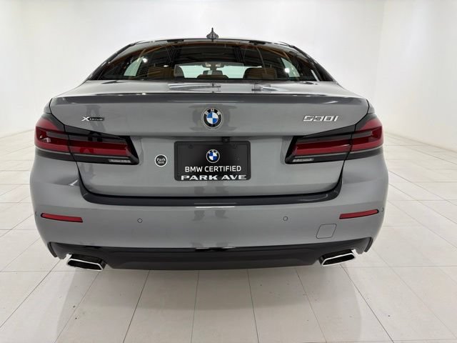 Certified 2023 BMW 530i xDrive w/ Convenience Package AWD/4WD image 4