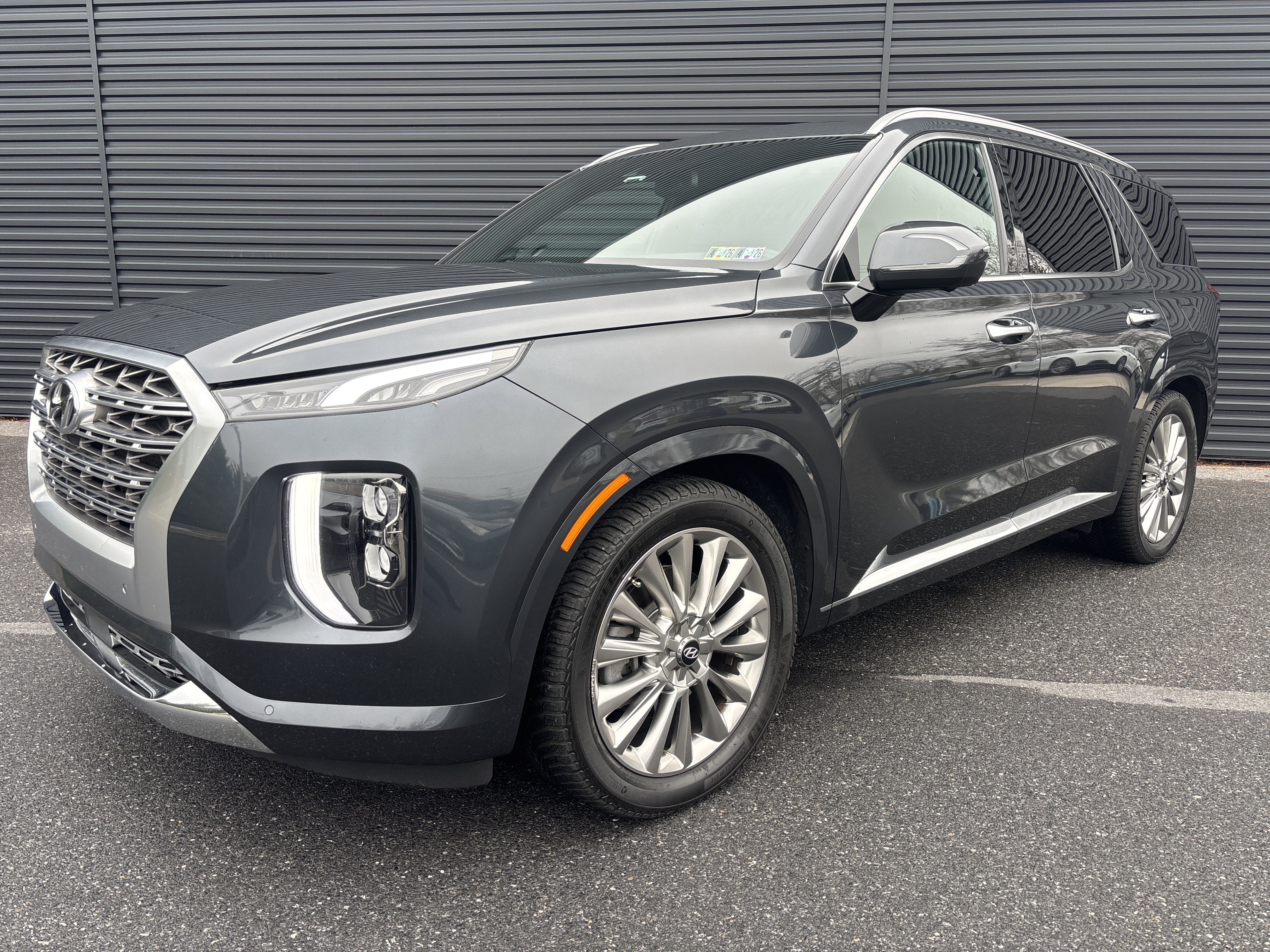 Used 2020 Hyundai Palisade Limited image 1