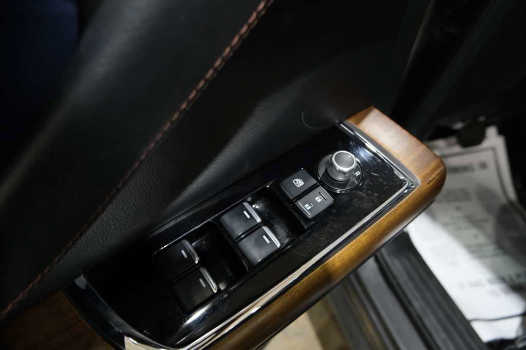 Used 2016 MAZDA CX-9 Signature AWD/4WD image 19