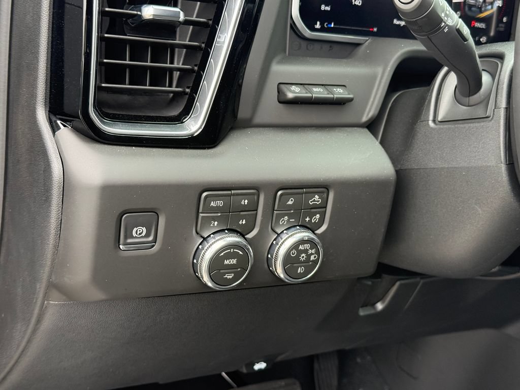 New 2026 GMC Sierra 2500 Denali w/ Denali Reserve Package AWD/4WD image 17