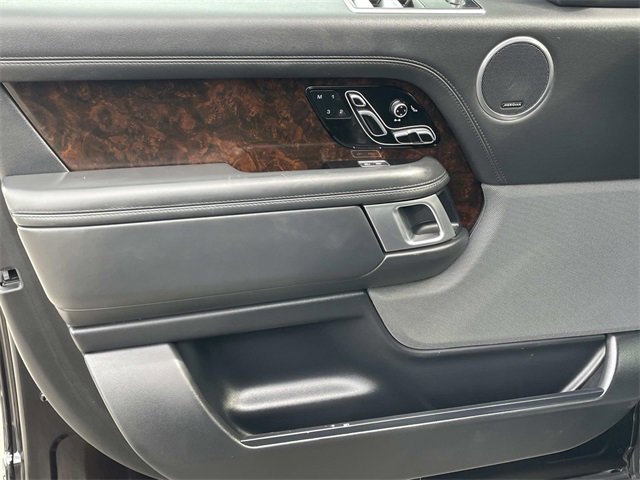 Used 2022 Land Rover Range Rover Westminster Edition image 17