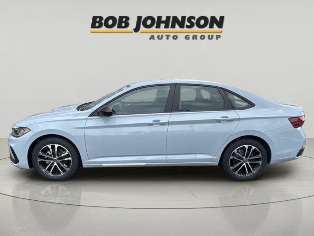 New 2026 Volkswagen Jetta Sport FWD image 4