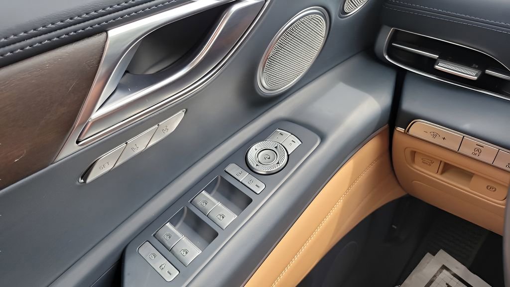 Used 2022 Genesis GV80 3.5T Advanced + AWD/4WD image 19