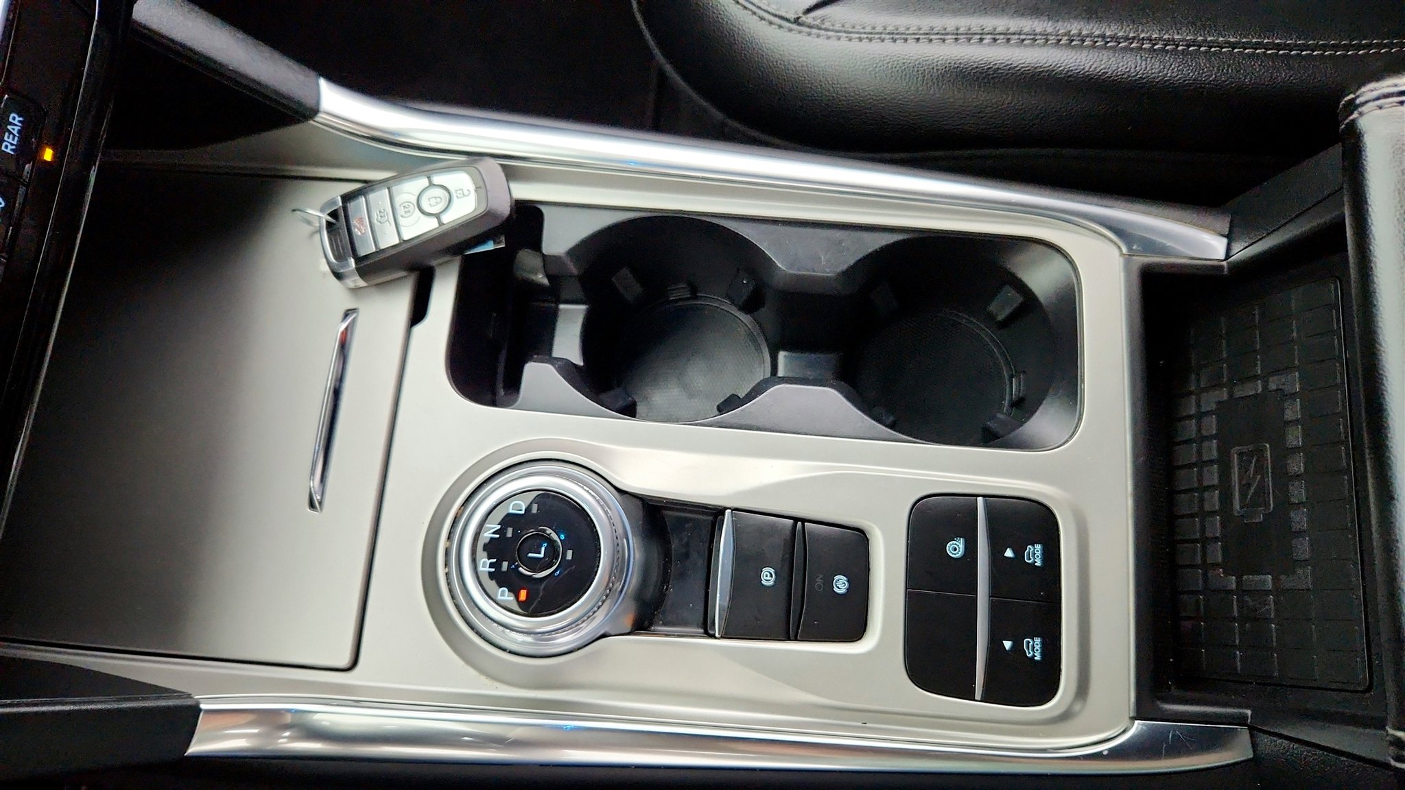 Used 2023 Ford Explorer Limited w/ Equipment Group 301A image 15