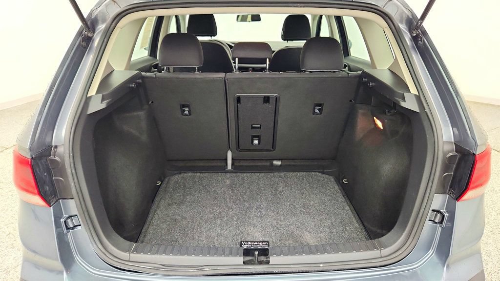Used 2022 Volkswagen Taos S FWD image 18