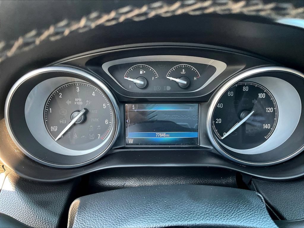 Used 2020 Buick Envision Essence AWD/4WD image 15