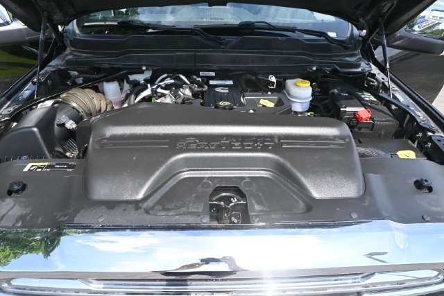 Used 2025 RAM 2500 Laramie AWD/4WD image 46