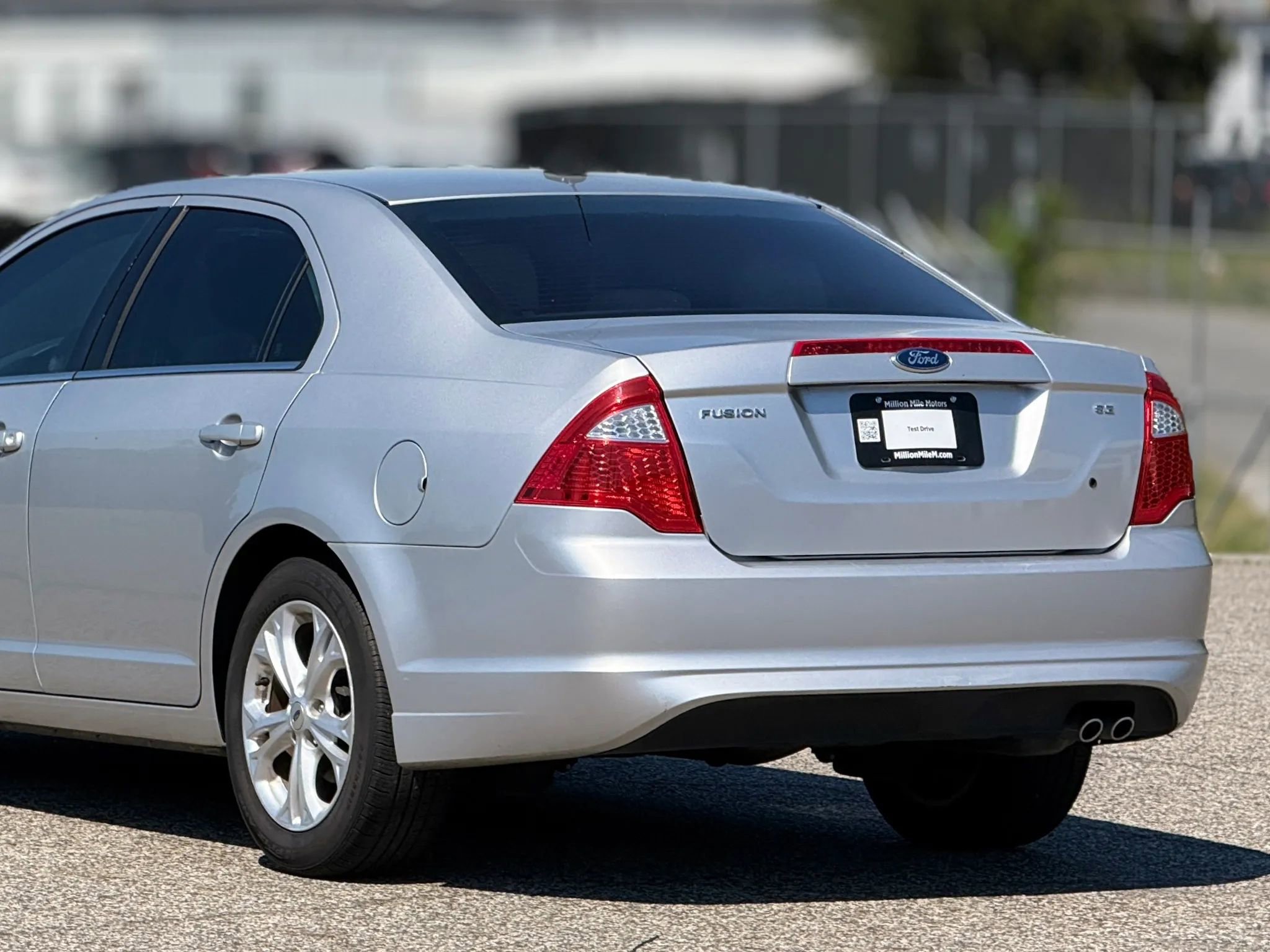 Used 2012 Ford Fusion SE image 16