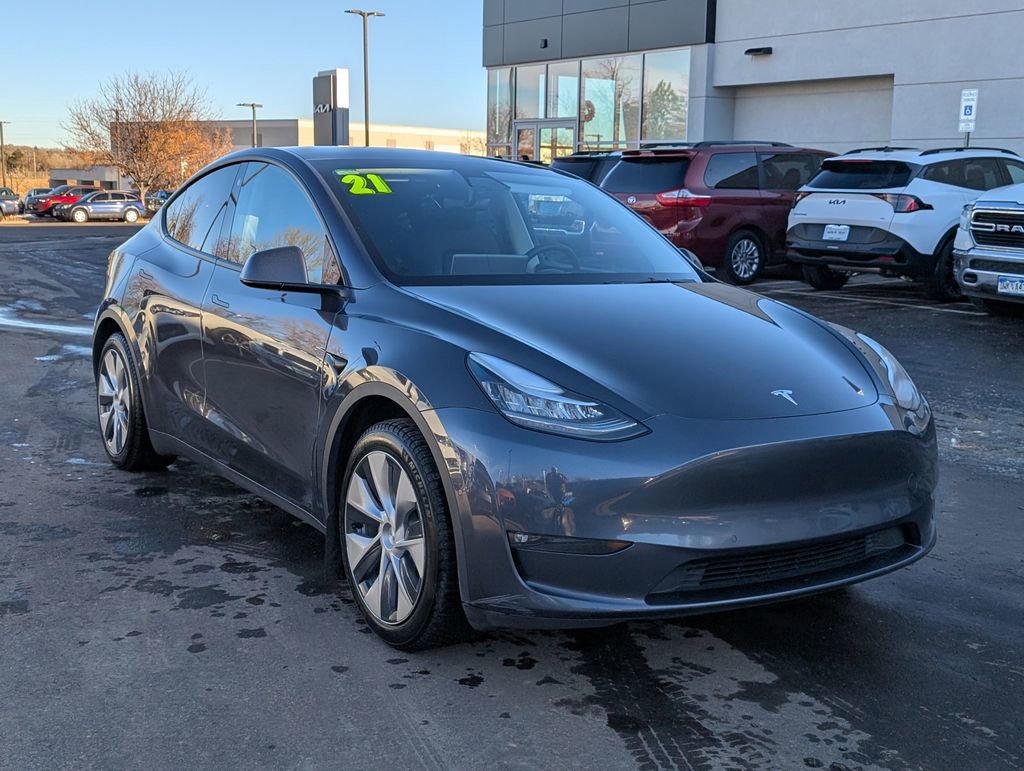 Used 2021 Tesla Model Y Long Range image 29
