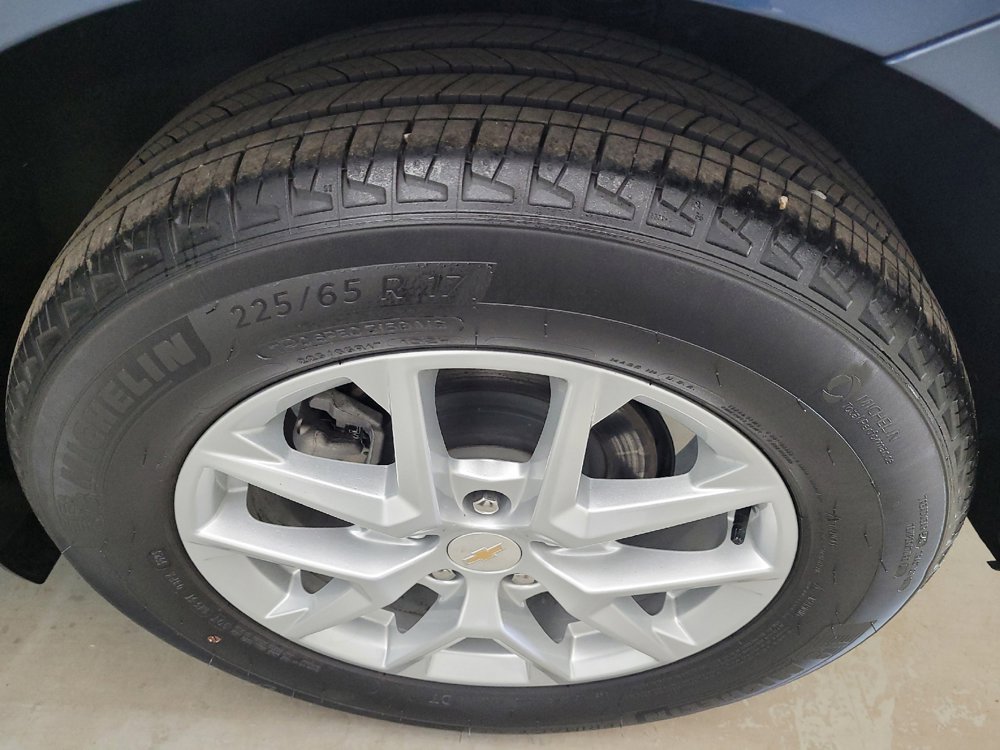 Used 2024 Chevrolet Equinox LT w/ LPO, Floor Liner Package FWD image 31