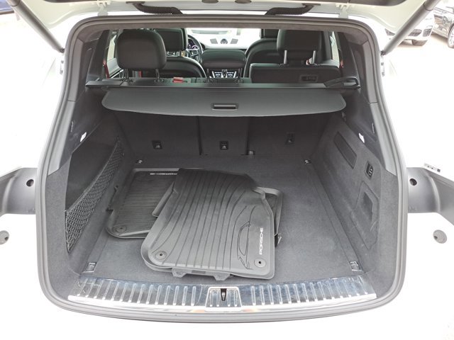 Certified 2021 Porsche Cayenne GTS image 15