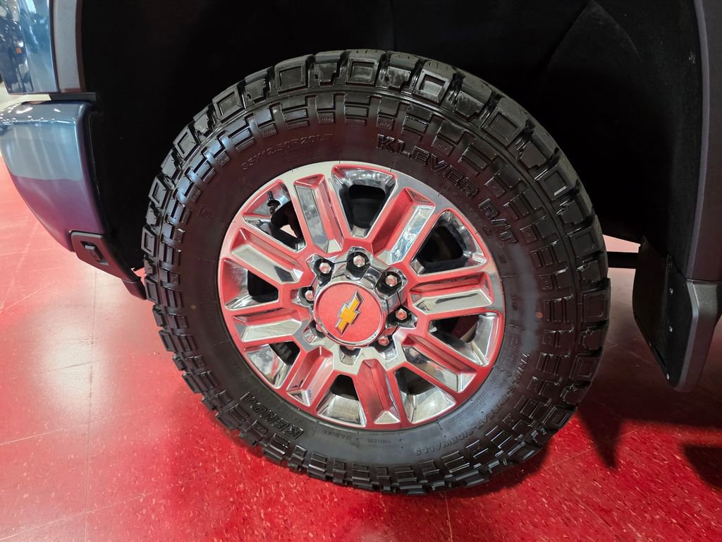 Certified 2024 Chevrolet Silverado 3500 High Country w/ High Country Premium Package AWD/4WD image 10