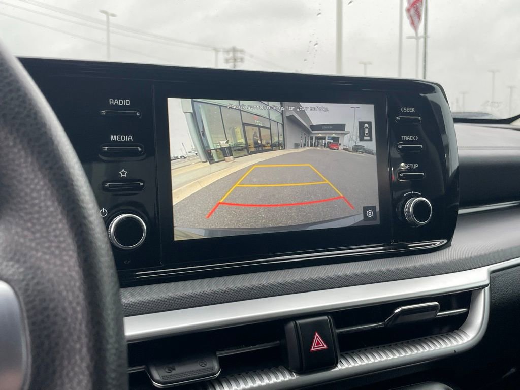 Used 2021 Kia K5 LXS FWD image 16