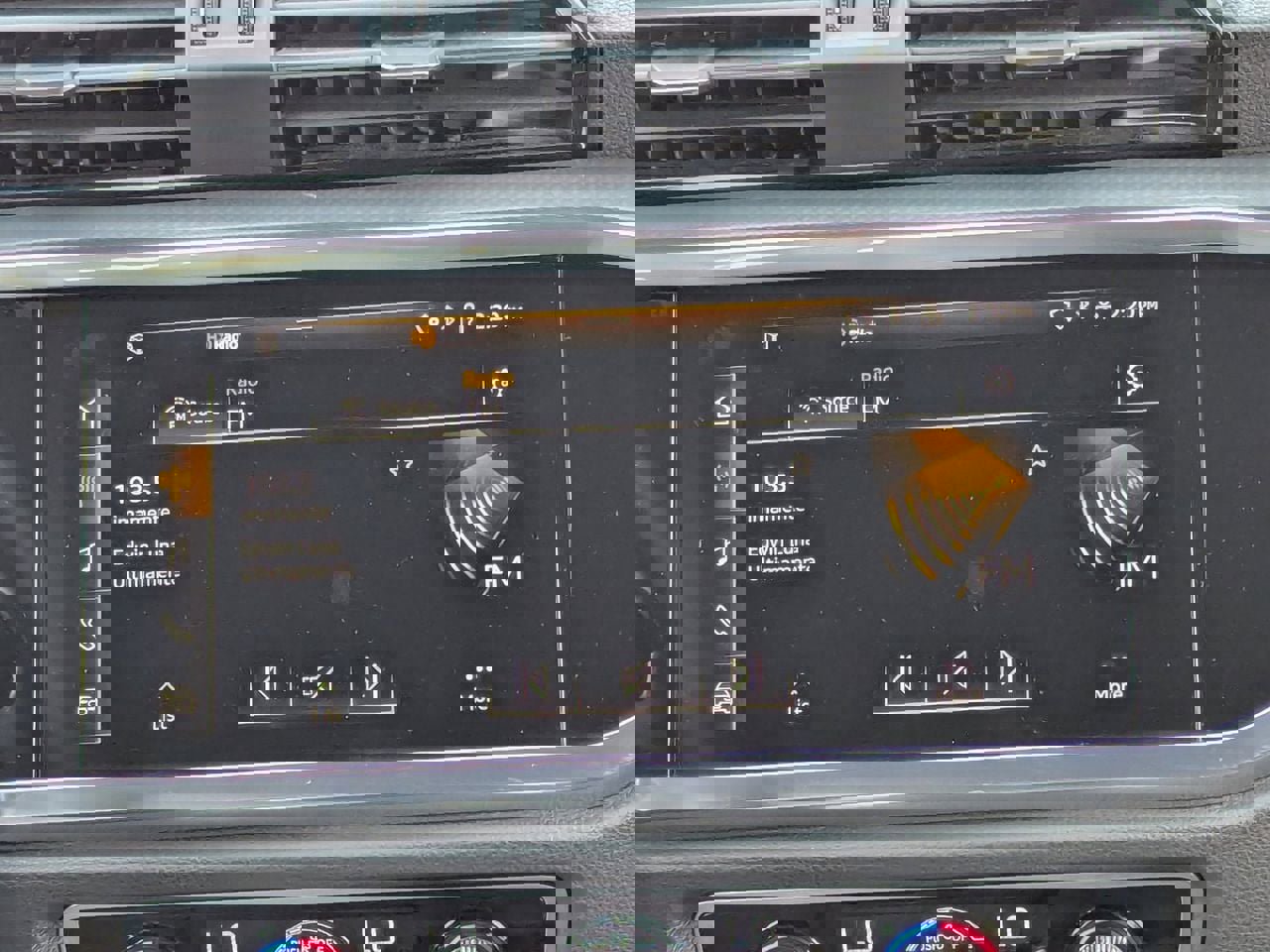 Used 2025 Audi Q3 2.0T Premium image 22