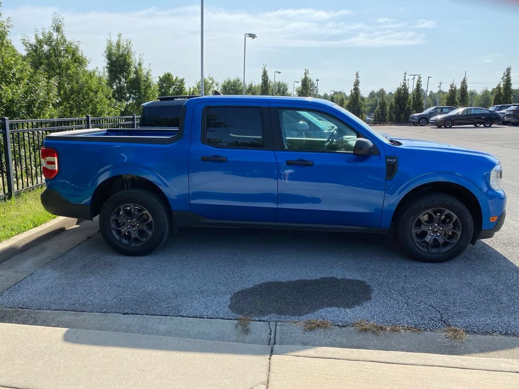 Used 2022 Ford Maverick XLT FWD image 4