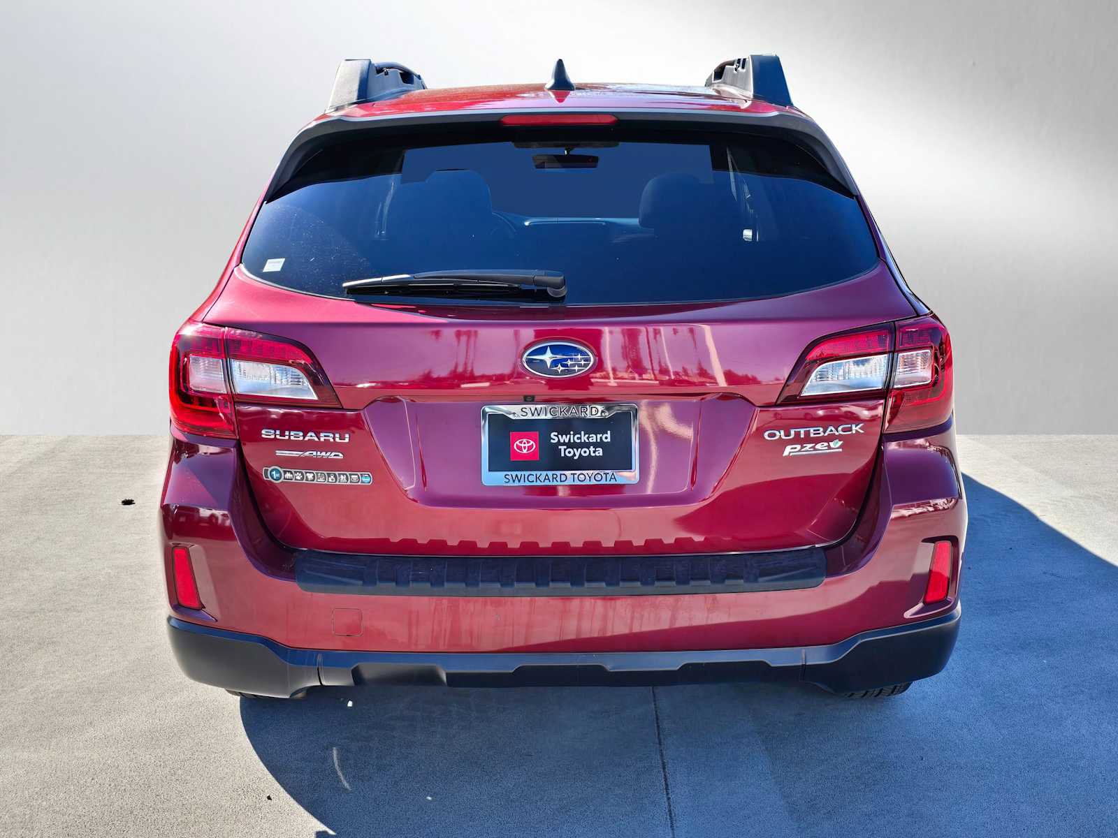Used 2017 Subaru Outback 2.5i Premium image 4